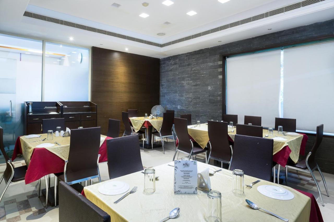 Treebo Fort Club Haydarabad Dış mekan fotoğraf