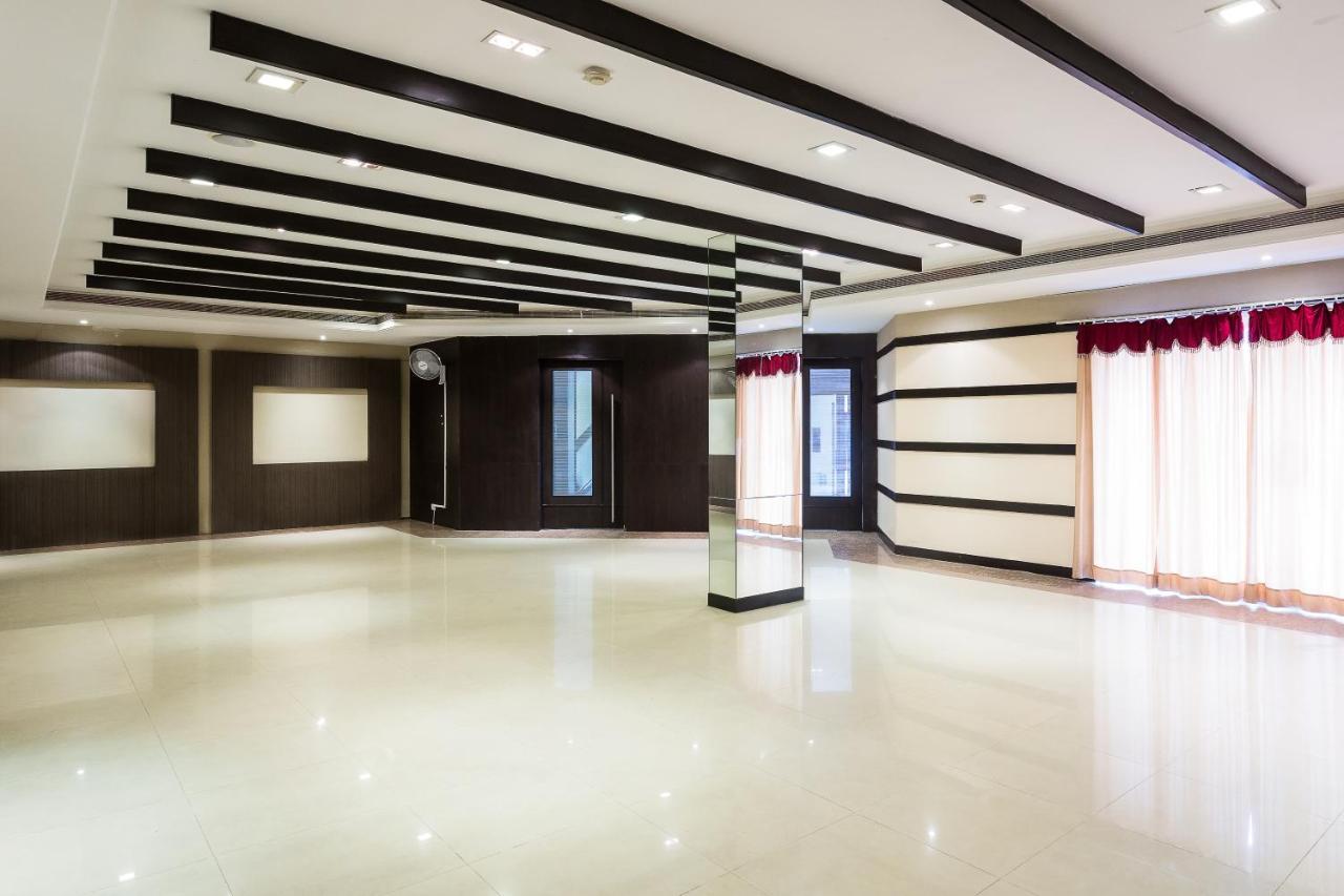 Treebo Fort Club Haydarabad Dış mekan fotoğraf